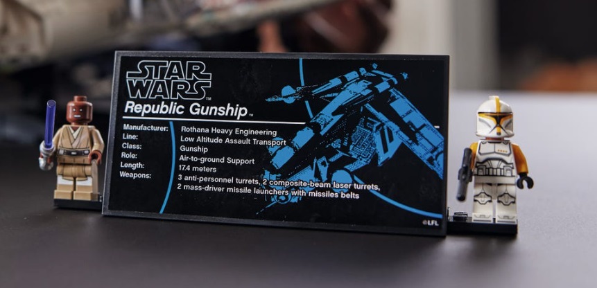 cropped image of the plaque that comes with the ucs republic gunship